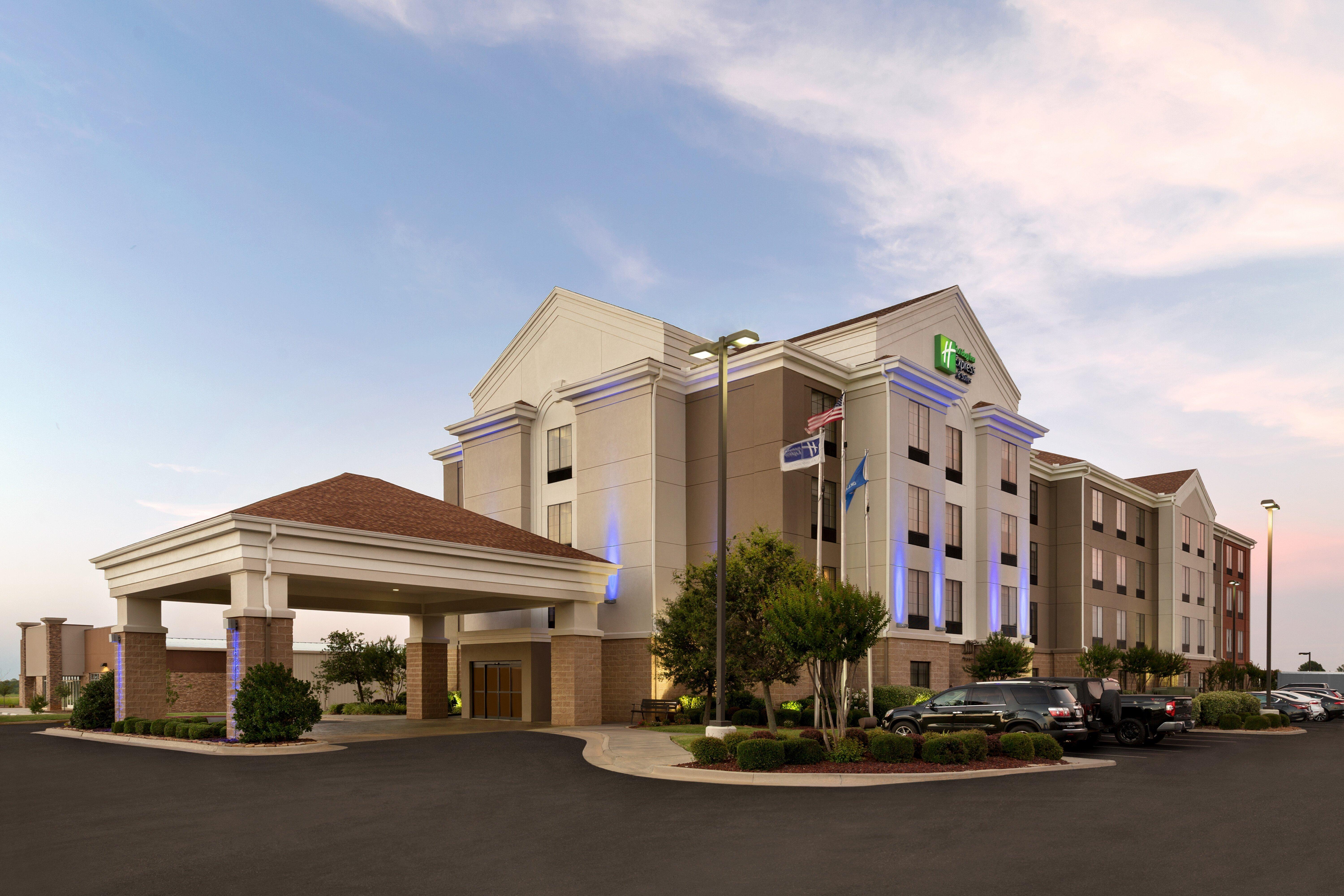 Holiday Inn Express Hotel & Suites Shawnee I-40 By Ihg Eksteriør billede