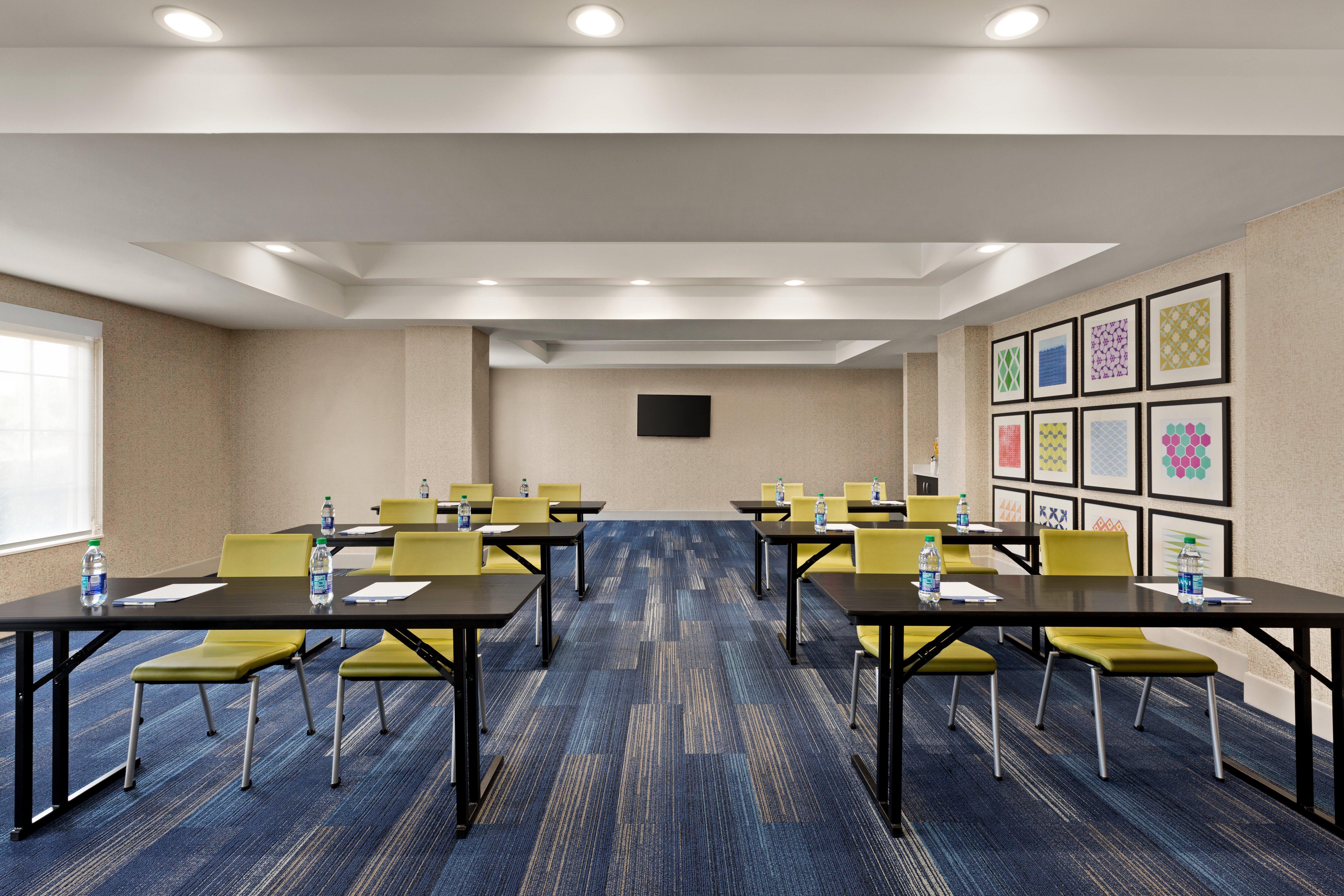 Holiday Inn Express Hotel & Suites Shawnee I-40 By Ihg Eksteriør billede