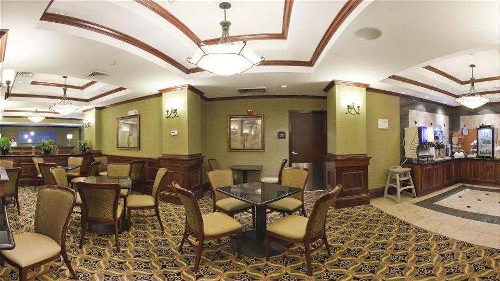 Holiday Inn Express Hotel & Suites Shawnee I-40 By Ihg Eksteriør billede